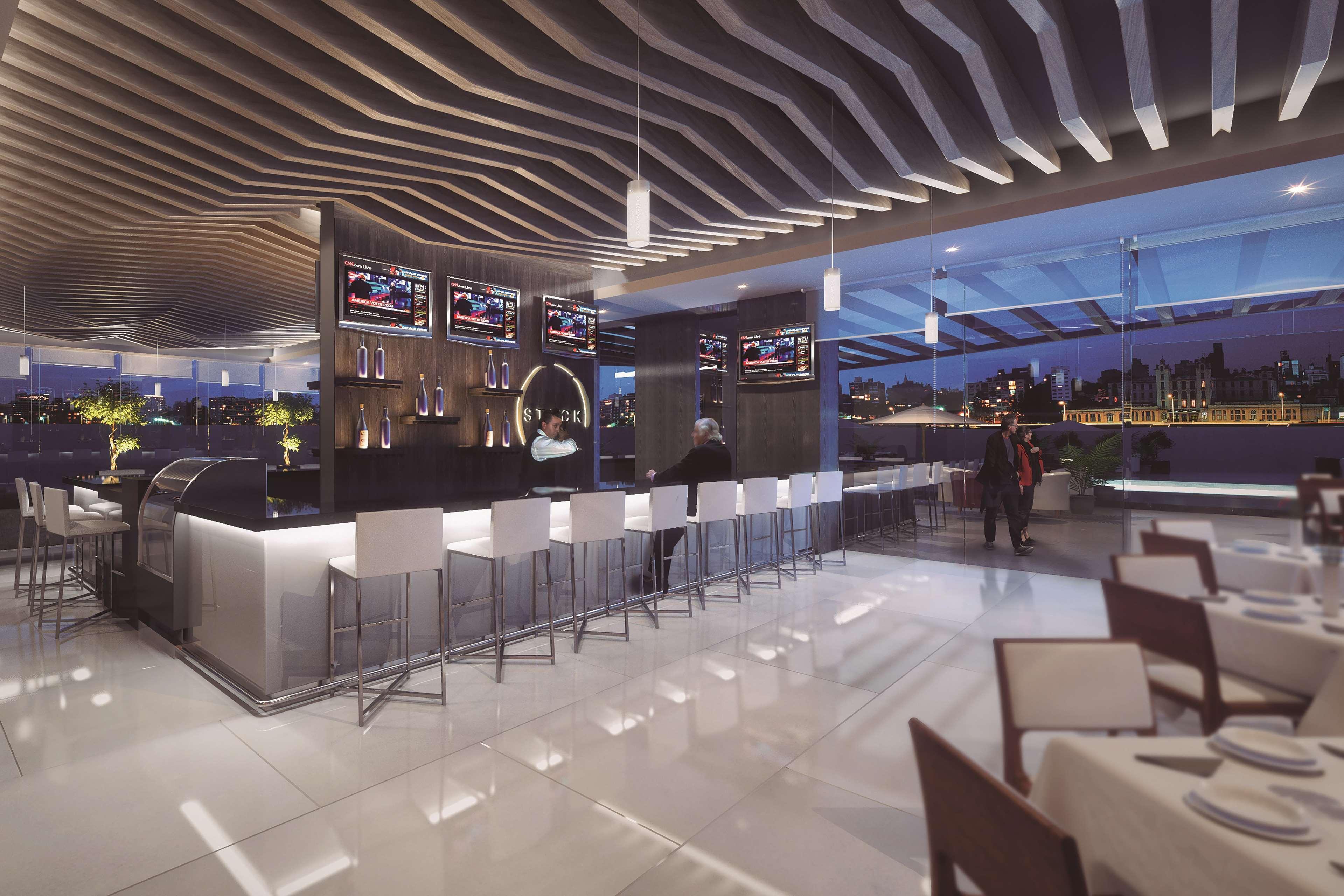 Camino Real Fashion Drive Monterrey Hotel San Pedro Garza Garcia Buitenkant foto The interior of the lounge